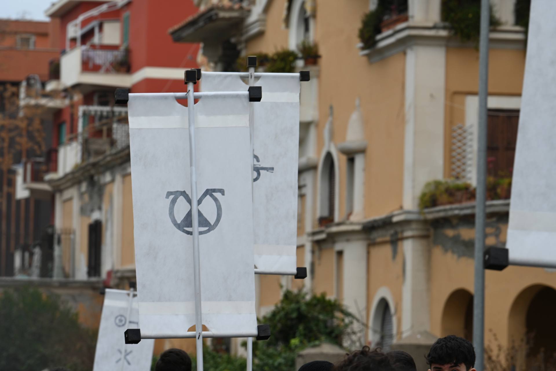 La crociata dei bambini, un corteo silenzioso per le strade di Ostia